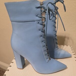 Chic Sky Blue Lace-Up Ankle Boots